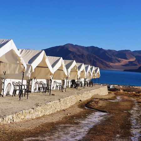 Camp Redstart Hotel Leh Bagian luar foto