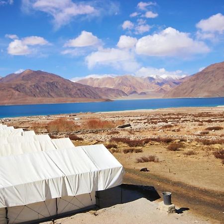 Camp Redstart Hotel Leh Bagian luar foto